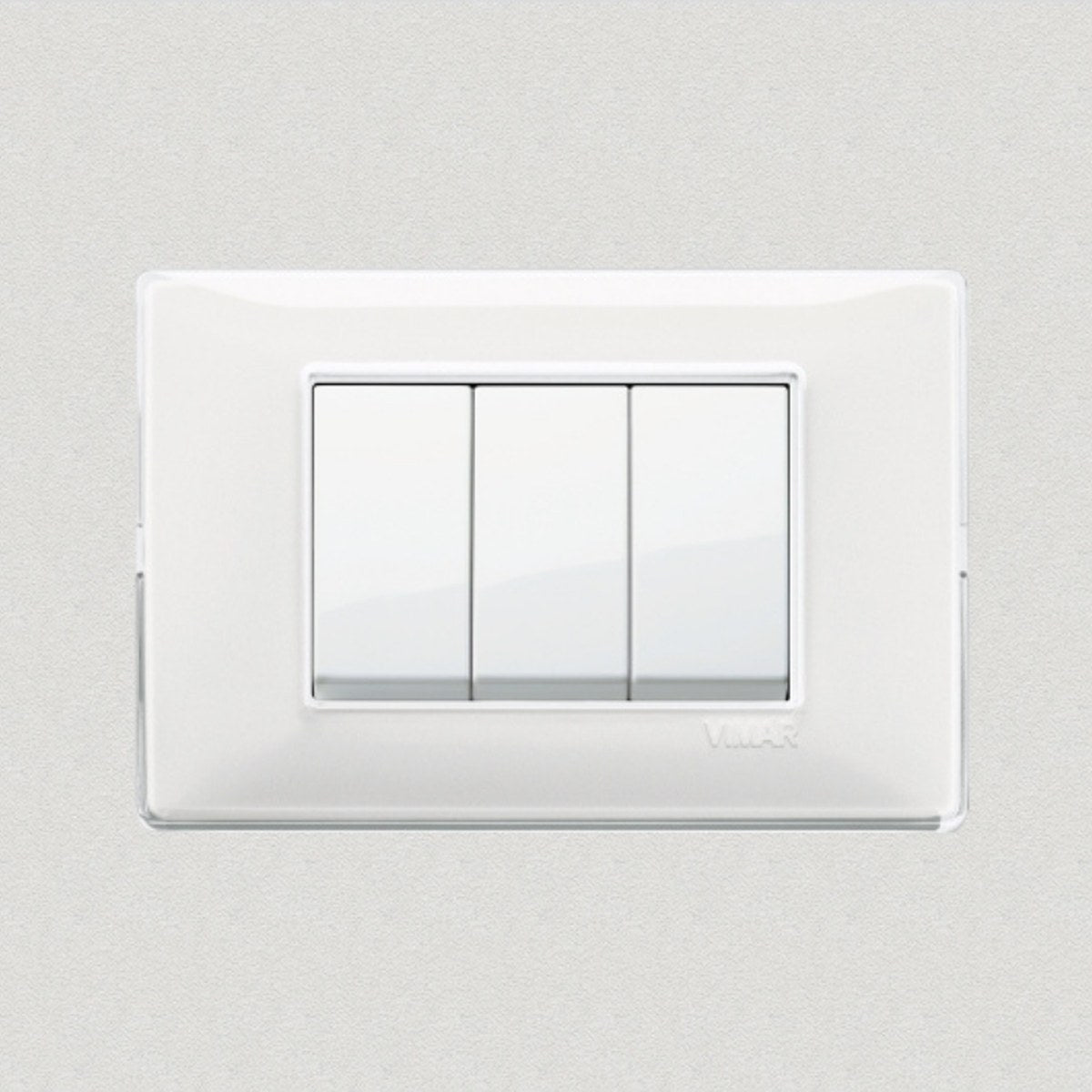 Vimar Plana Plastic 3 Gang Switch - Reflex Snow - 16A - PHOTO 2