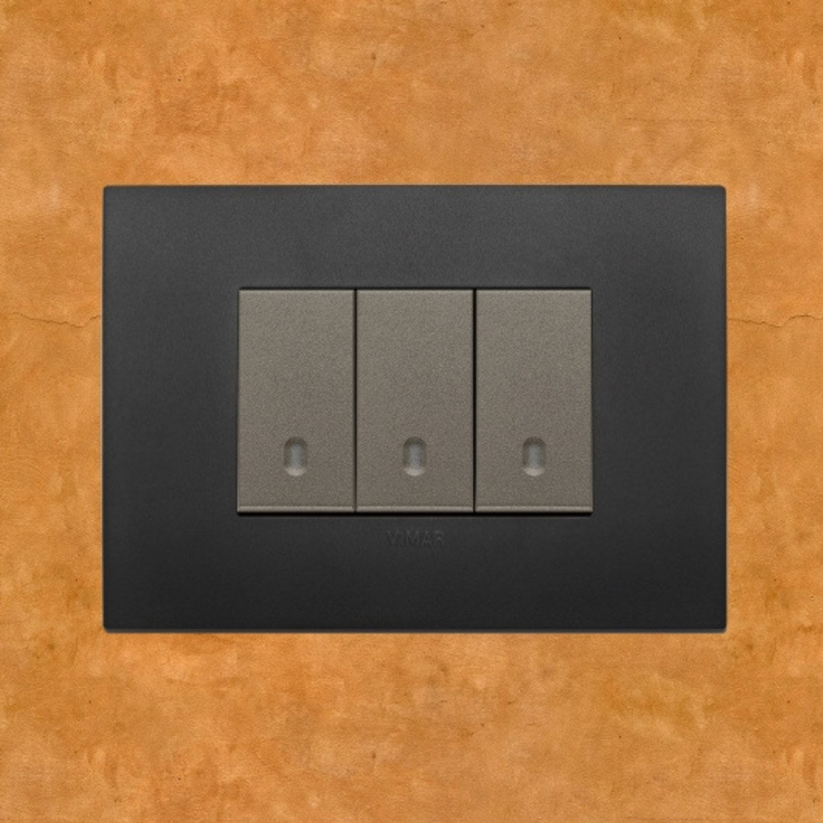 Vimar Arke Plastic 3 Gang switch - Black - 16A - PHOTO 26