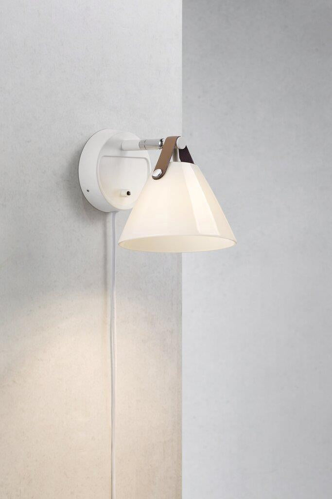 Nordlux Wall Strap 15 White glass made