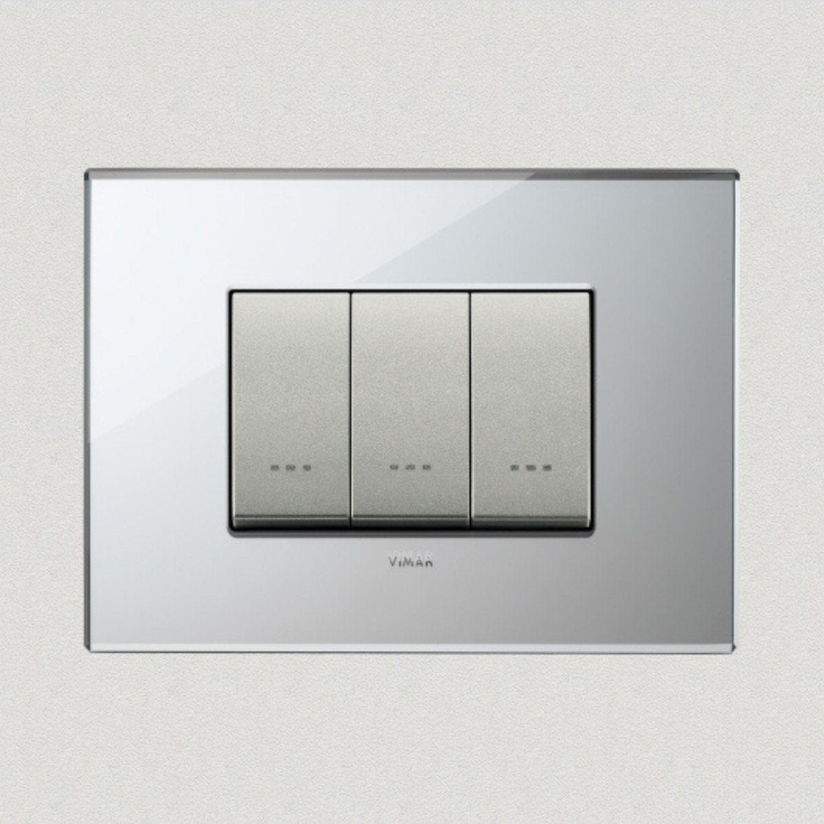 Vimar Eikon Glass 3 Gang Switch - Ice Silver - 16A - PHOTO 3