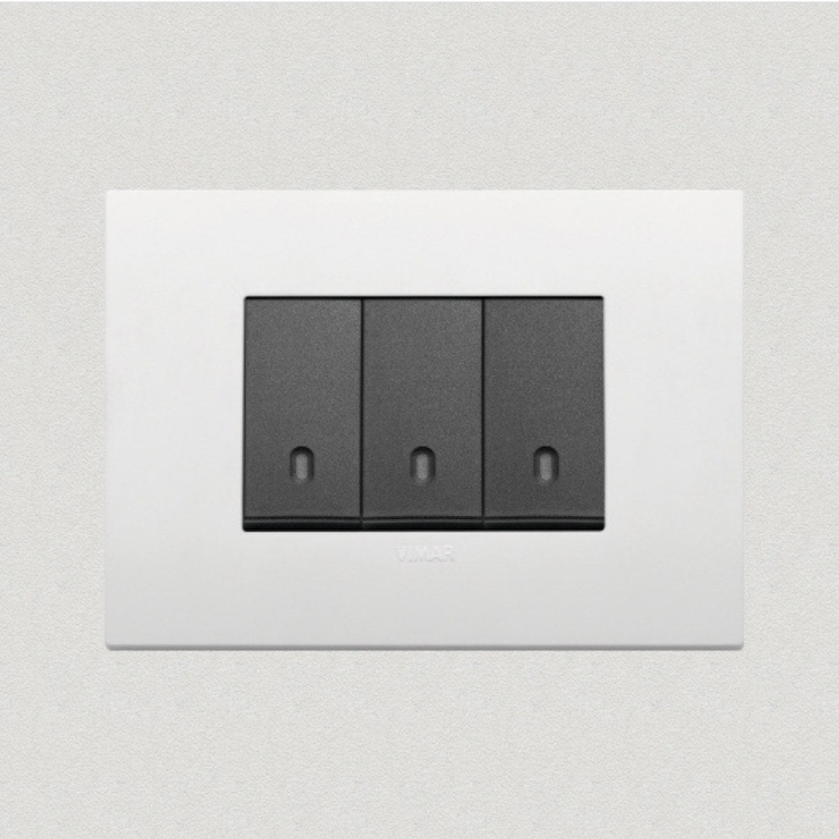 Vimar Arke Plastic 3 Gang switch - White - 16A - PHOTO 1