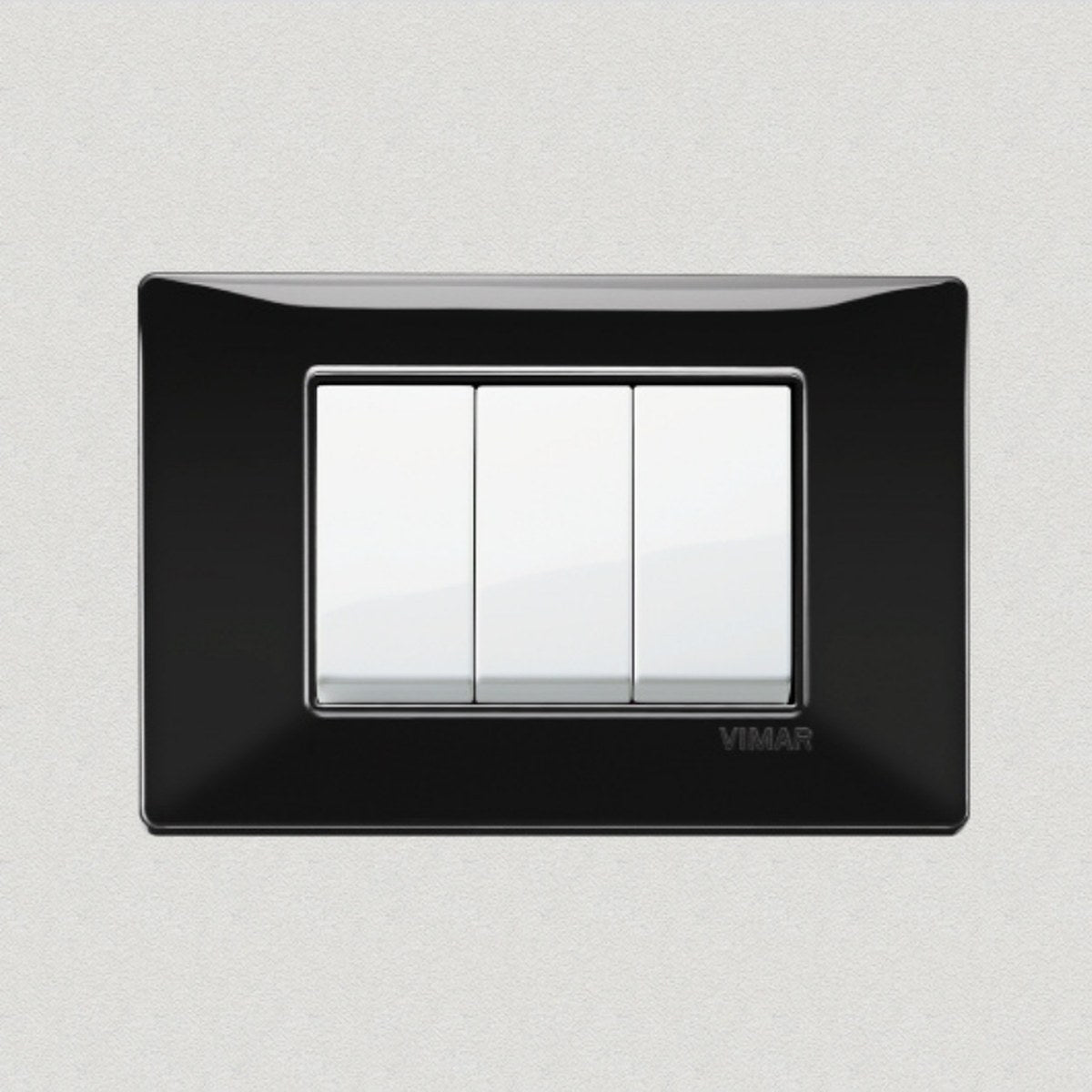 Vimar Plana Plastic 3 Gang Switch - Black - 16A - PHOTO 2