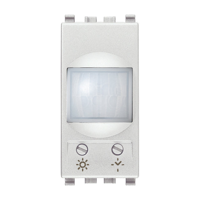 Eikon IR Relay Switch 230V Silver