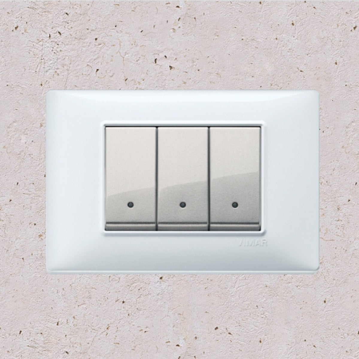 Vimar Plana Plastic 3 Gang Switch - White - 16A - PHOTO 1