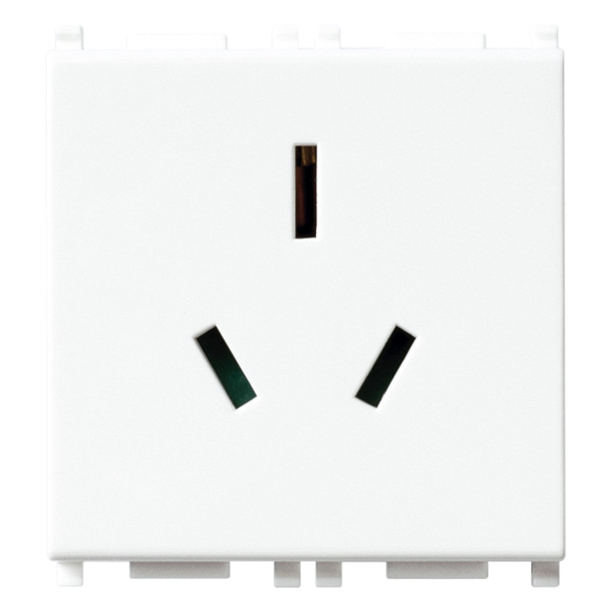 Vimar Plana 2P+E 10A Australian Sicury Outlet White