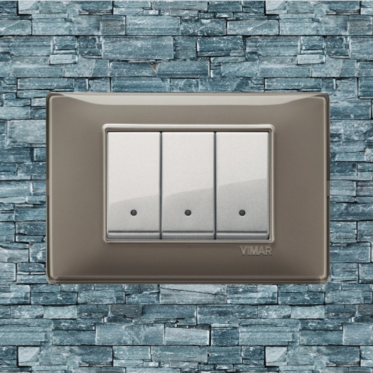 Vimar Plana Plastic 3 Gang Switch - Reflex Ash - 16A - PHOTO 17
