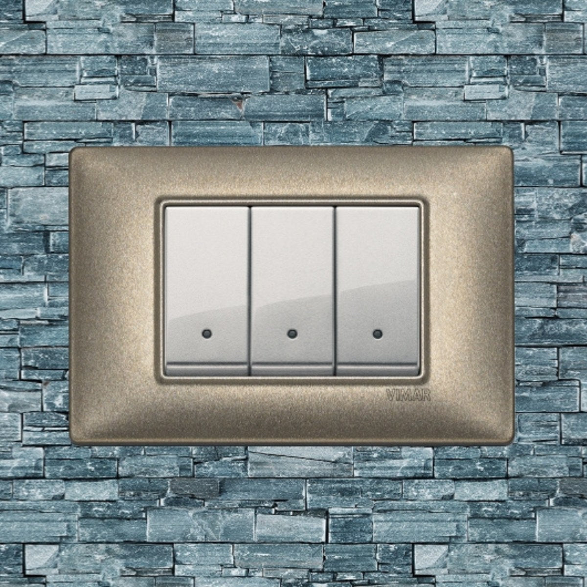 Vimar Plana Metal 3 Gang Switch - Metallic Bronze - 16A - PHOTO 17
